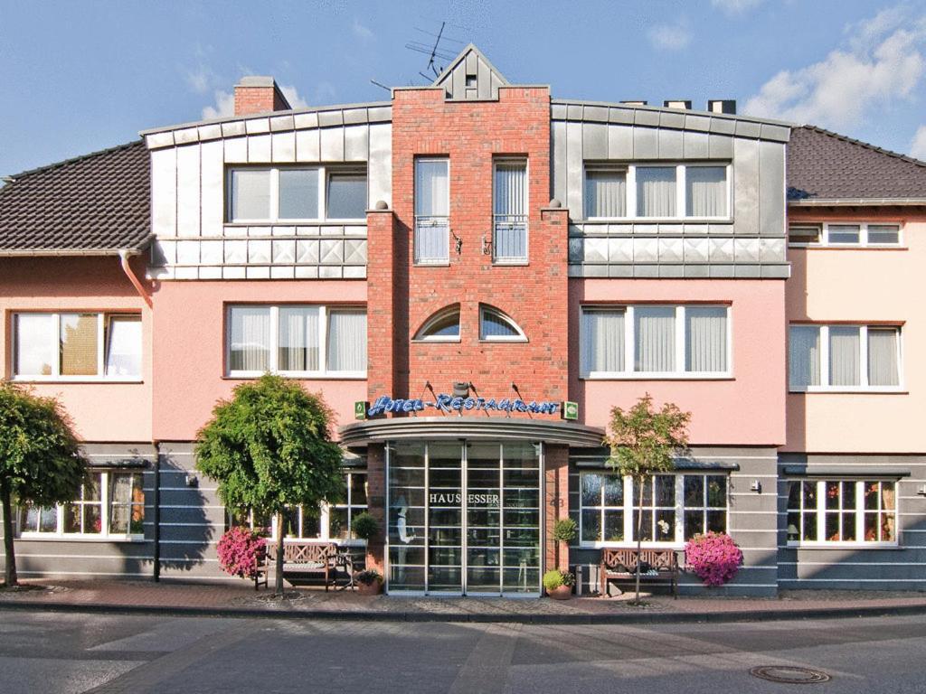 Hotel Restaurant Esser Wegberg Exterior photo